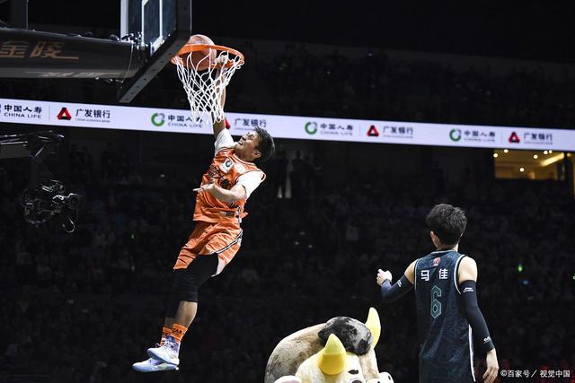 lol-赛地聚焦——全明星赛转会期热度飙升，辽宁本钢门线救险，管理层满意，细节决定成败的简单介绍